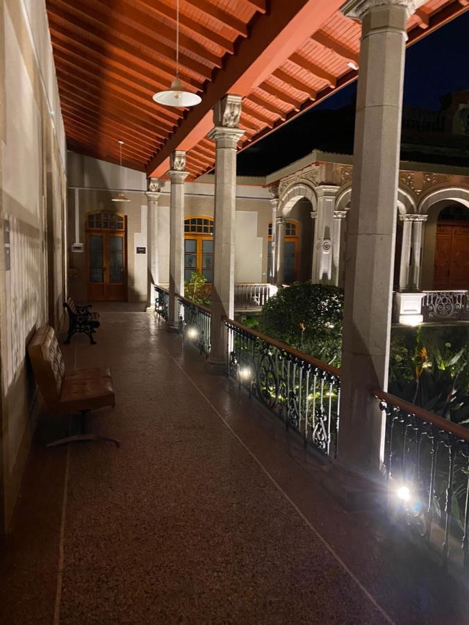 Hotel Express Quinta Soledad Мехико Экстерьер фото