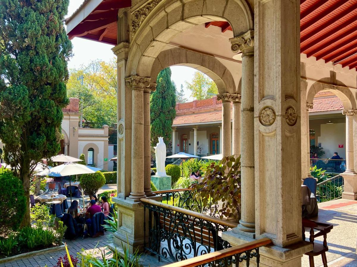 Hotel Express Quinta Soledad Мехико Экстерьер фото